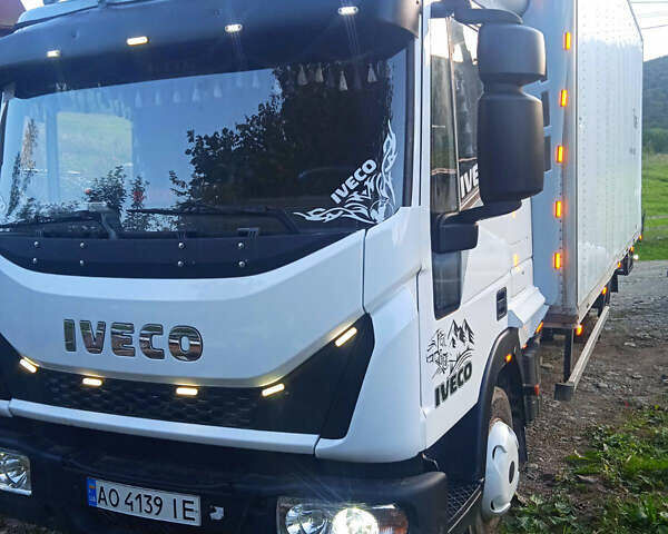 Белый Ивеко ЕвроКарго, объемом двигателя 3.91 л и пробегом 600 тыс. км за 7500 $, фото 1 на Automoto.ua