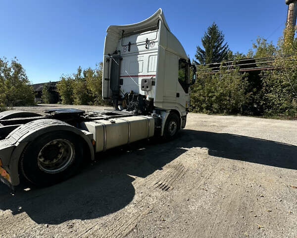 Білий Івеко Stralis, об'ємом двигуна 12 л та пробігом 100 тис. км за 7300 $, фото 1 на Automoto.ua