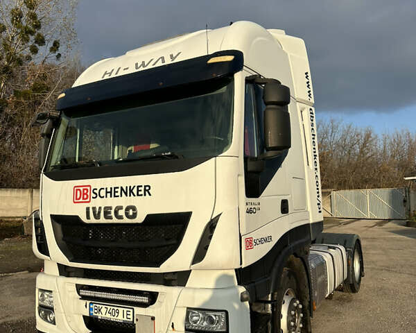 Белый Ивеко Стралис, объемом двигателя 10.8 л и пробегом 872 тыс. км за 15500 $, фото 1 на Automoto.ua