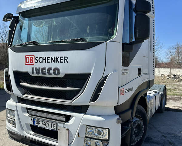 Белый Ивеко Стралис, объемом двигателя 0 л и пробегом 872 тыс. км за 16500 $, фото 1 на Automoto.ua