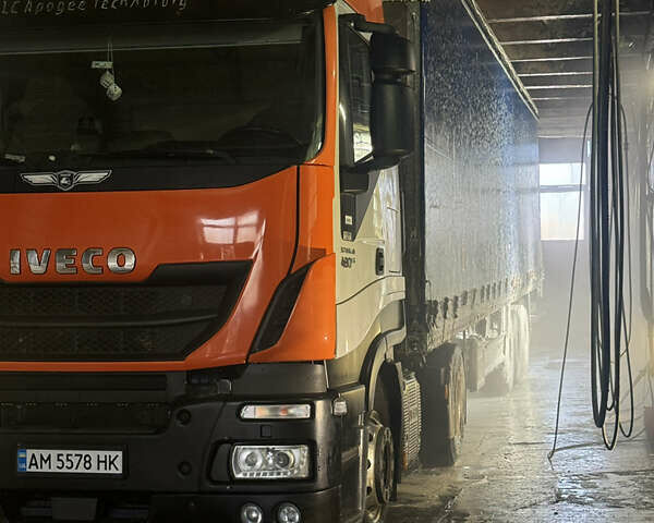 Желтый Ивеко Стралис, объемом двигателя 12 л и пробегом 470 тыс. км за 38000 $, фото 1 на Automoto.ua
