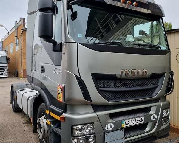 Серый Ивеко Стралис, объемом двигателя 10.31 л и пробегом 1 тыс. км за 9000 $, фото 1 на Automoto.ua