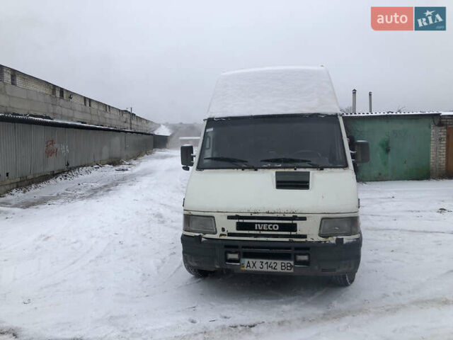 Ивеко TurboDaily, объемом двигателя 2.8 л и пробегом 600 тыс. км за 3750 $, фото 1 на Automoto.ua