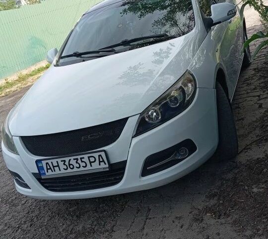 Білий Джак Джей5, об'ємом двигуна 1.5 л та пробігом 2 тис. км за 3710 $, фото 1 на Automoto.ua