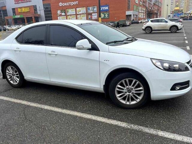 Белый Джак Джей5, объемом двигателя 1.5 л и пробегом 16 тыс. км за 6999 $, фото 1 на Automoto.ua