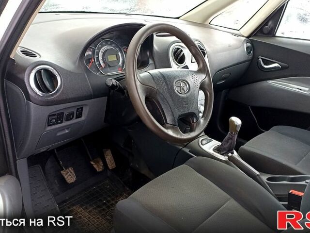 Белый Джак Джей6, объемом двигателя 1.8 л и пробегом 149 тыс. км за 3700 $, фото 1 на Automoto.ua