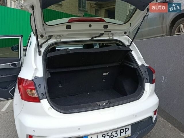 Белый Джак С2, объемом двигателя 1.5 л и пробегом 110 тыс. км за 4699 $, фото 1 на Automoto.ua