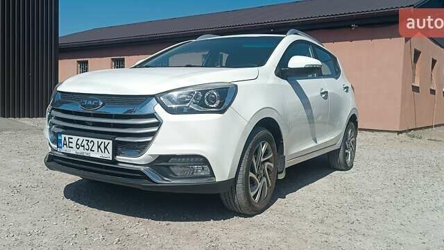 Білий Джак С2, об'ємом двигуна 1.5 л та пробігом 16 тис. км за 8000 $, фото 1 на Automoto.ua