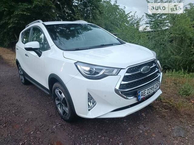 Белый Джак С3, объемом двигателя 1.6 л и пробегом 11 тыс. км за 285 $, фото 1 на Automoto.ua