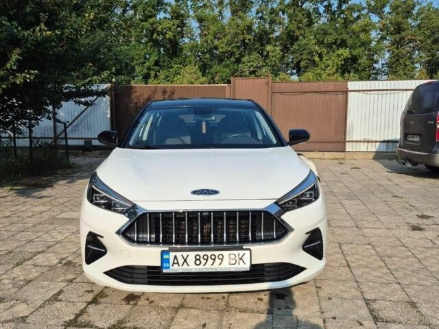 Білий Джак J7, об'ємом двигуна 1.5 л та пробігом 45 тис. км за 11950 $, фото 1 на Automoto.ua