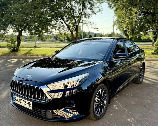Чорний Джак J7, об'ємом двигуна 1.5 л та пробігом 22 тис. км за 13000 $, фото 1 на Automoto.ua
