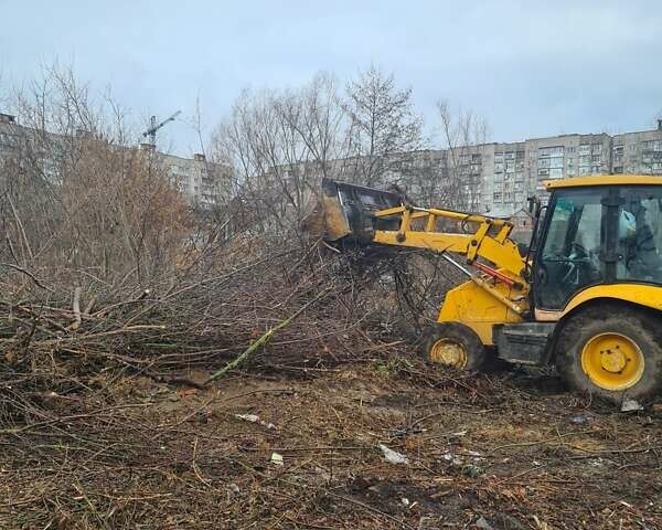 Жовтий ЖЦБ 3ЦКС, об'ємом двигуна 4.4 л та пробігом 3 тис. км за 28000 $, фото 1 на Automoto.ua