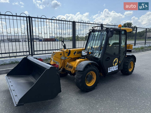 Желтый ЖЦБ 525-60 Hi-Viz, объемом двигателя 0 л и пробегом 3 тыс. км за 64208 $, фото 1 на Automoto.ua