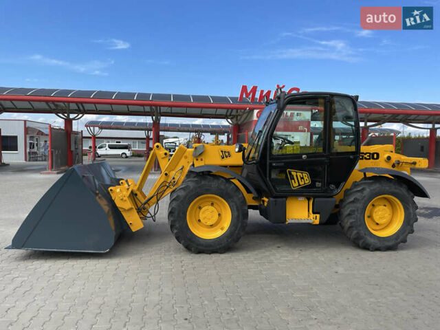 Желтый ЖЦБ 530-70, объемом двигателя 4.4 л и пробегом 3 тыс. км за 32000 $, фото 1 на Automoto.ua