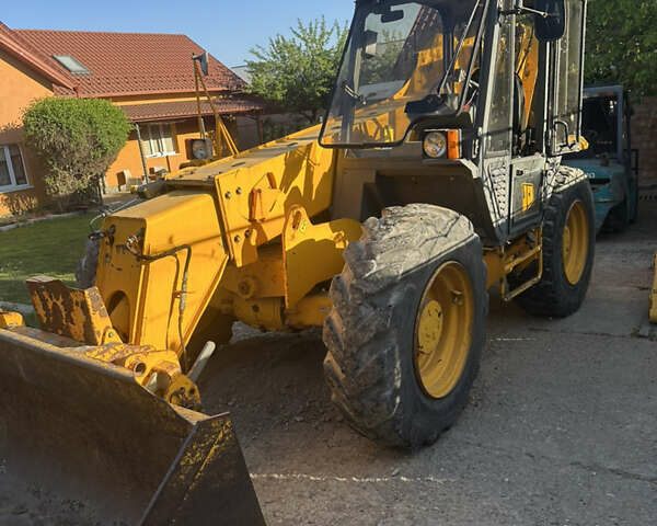 Желтый ЖЦБ 530, объемом двигателя 4.4 л и пробегом 3 тыс. км за 23500 $, фото 1 на Automoto.ua