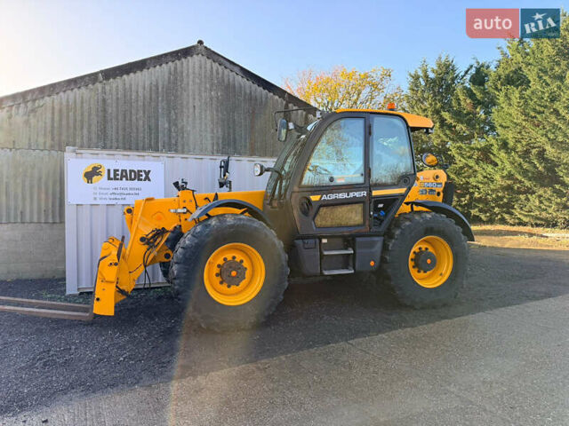 Желтый ЖЦБ 560-80, объемом двигателя 4.8 л и пробегом 5 тыс. км за 127732 $, фото 1 на Automoto.ua