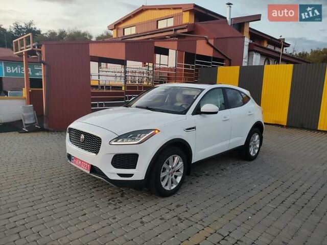 Белый Ягуар E-Pace, объемом двигателя 2 л и пробегом 117 тыс. км за 18850 $, фото 1 на Automoto.ua