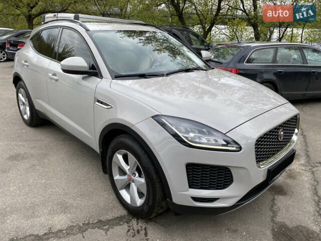 Серый Ягуар E-Pace, объемом двигателя 2 л и пробегом 31 тыс. км за 27500 $, фото 1 на Automoto.ua