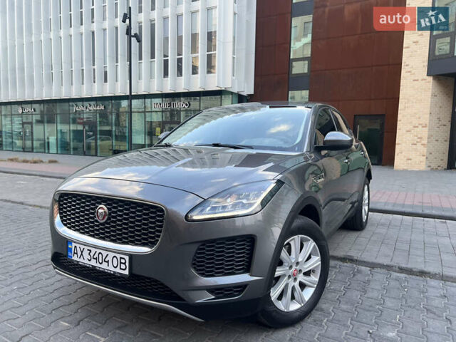 Серый Ягуар E-Pace, объемом двигателя 2 л и пробегом 68 тыс. км за 26950 $, фото 1 на Automoto.ua