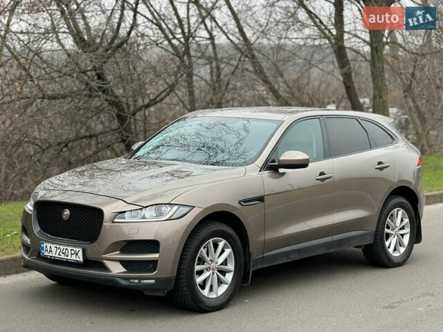 Бежевий Ягуар Ф-Пейс, об'ємом двигуна 2 л та пробігом 91 тис. км за 21900 $, фото 1 на Automoto.ua