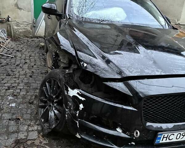 Чорний Ягуар Ф-Пейс, об'ємом двигуна 3 л та пробігом 80 тис. км за 12350 $, фото 1 на Automoto.ua