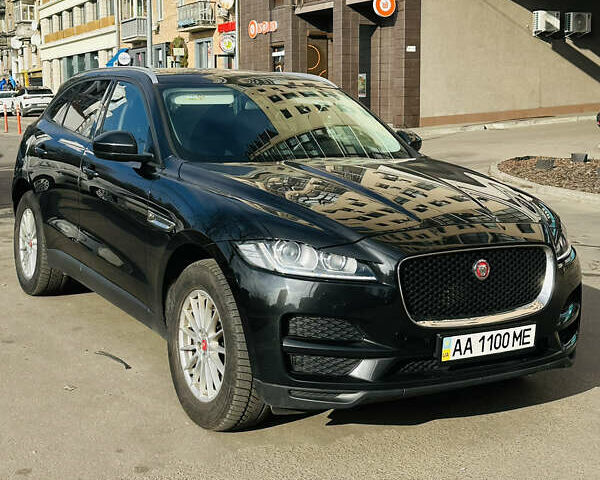 Черный Ягуар Ф-Пейс, объемом двигателя 2 л и пробегом 156 тыс. км за 20500 $, фото 1 на Automoto.ua