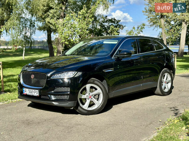 Чорний Ягуар Ф-Пейс, об'ємом двигуна 2 л та пробігом 90 тис. км за 29500 $, фото 1 на Automoto.ua
