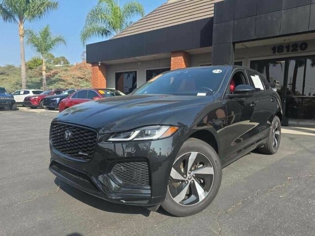 Черный Ягуар Ф-Пейс, объемом двигателя 0 л и пробегом 17 тыс. км за 68000 $, фото 1 на Automoto.ua