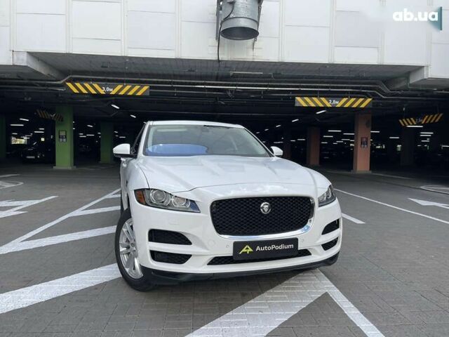 Ягуар Ф-Пейс, объемом двигателя 2 л и пробегом 104 тыс. км за 29900 $, фото 1 на Automoto.ua