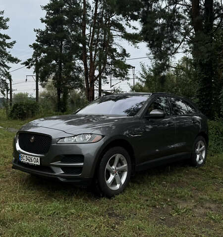 Сірий Ягуар Ф-Пейс, об'ємом двигуна 2 л та пробігом 108 тис. км за 23500 $, фото 1 на Automoto.ua