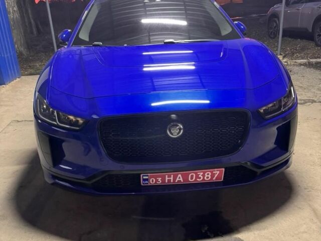 Синий Ягуар Ф-Пейс, объемом двигателя 0 л и пробегом 57 тыс. км за 34000 $, фото 1 на Automoto.ua