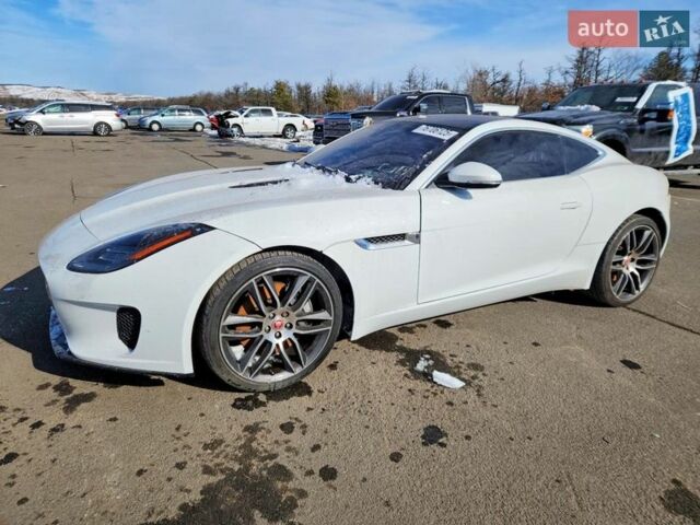 Белый Ягуар Ф-Тайп, объемом двигателя 2 л и пробегом 89 тыс. км за 9200 $, фото 1 на Automoto.ua