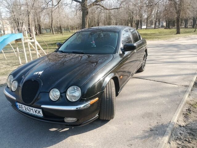 Чорний Ягуар S-Type, об'ємом двигуна 3 л та пробігом 210 тис. км за 3138 $, фото 1 на Automoto.ua