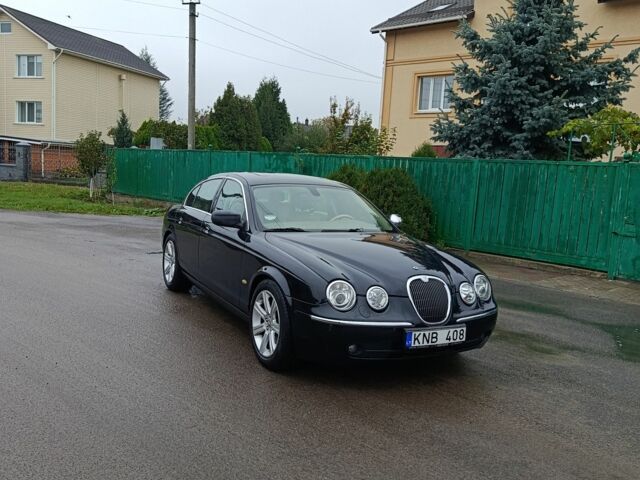 Чорний Ягуар S-Type, об'ємом двигуна 2.7 л та пробігом 235 тис. км за 2442 $, фото 1 на Automoto.ua
