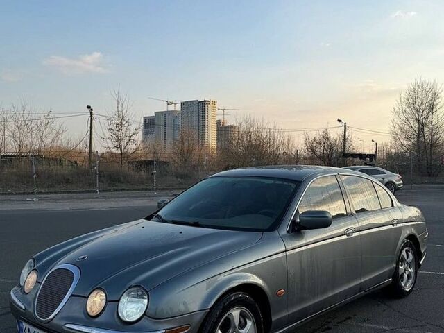 Сірий Ягуар S-Type, об'ємом двигуна 2.97 л та пробігом 250 тис. км за 2800 $, фото 1 на Automoto.ua