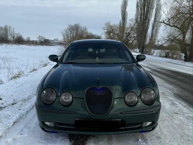 Зеленый Ягуар С-Тайп, объемом двигателя 2.5 л и пробегом 230 тыс. км за 4600 $, фото 1 на Automoto.ua