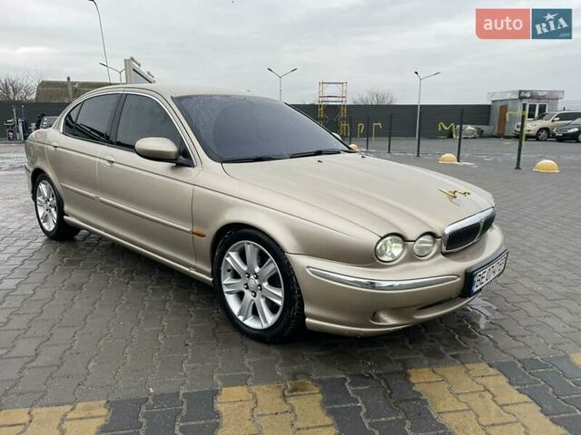 Бежевый Ягуар Х-Тайп, объемом двигателя 2.97 л и пробегом 214 тыс. км за 4200 $, фото 1 на Automoto.ua