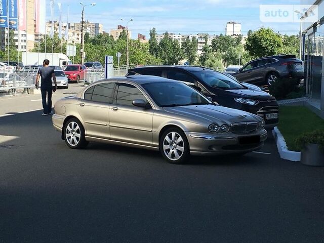 Бежевий Ягуар Х-Тайп, об'ємом двигуна 3 л та пробігом 180 тис. км за 7800 $, фото 1 на Automoto.ua