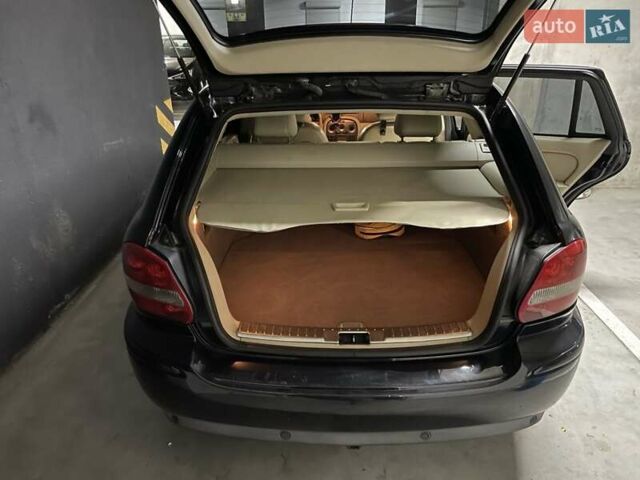 Черный Ягуар Х-Тайп, объемом двигателя 2 л и пробегом 268 тыс. км за 3800 $, фото 1 на Automoto.ua