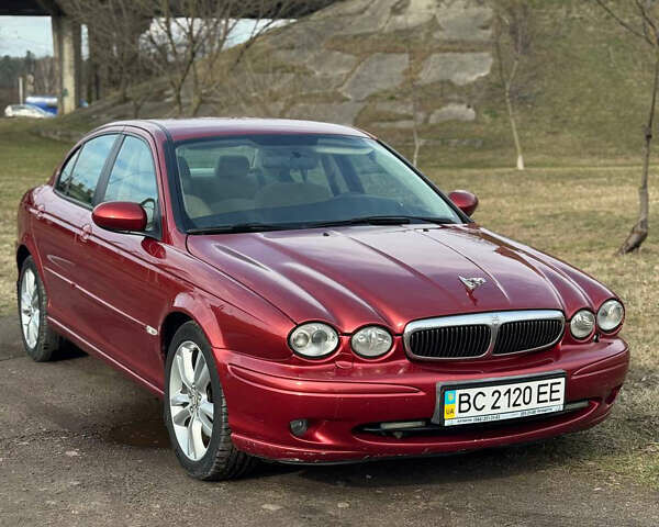 Красный Ягуар Х-Тайп, объемом двигателя 0 л и пробегом 197 тыс. км за 6500 $, фото 1 на Automoto.ua