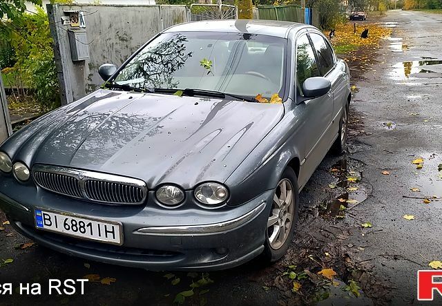 Серый Ягуар Х-Тайп, объемом двигателя 2 л и пробегом 0 тыс. км за 5000 $, фото 1 на Automoto.ua