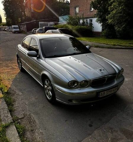 Сірий Ягуар Х-Тайп, об'ємом двигуна 2.5 л та пробігом 320 тис. км за 5100 $, фото 1 на Automoto.ua