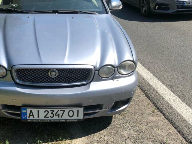 Сірий Ягуар Х-Тайп, об'ємом двигуна 2.2 л та пробігом 243 тис. км за 7000 $, фото 1 на Automoto.ua