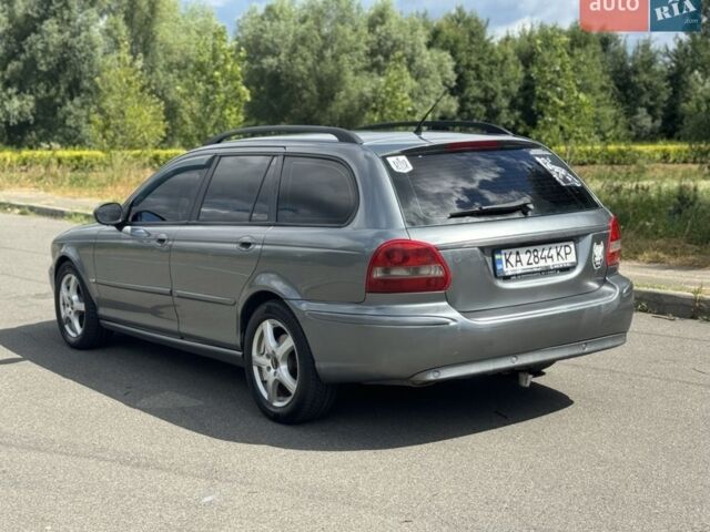 Серый Ягуар Х-Тайп, объемом двигателя 2 л и пробегом 352 тыс. км за 4500 $, фото 1 на Automoto.ua