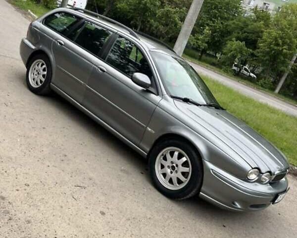 Сірий Ягуар Х-Тайп, об'ємом двигуна 2 л та пробігом 333 тис. км за 3000 $, фото 1 на Automoto.ua