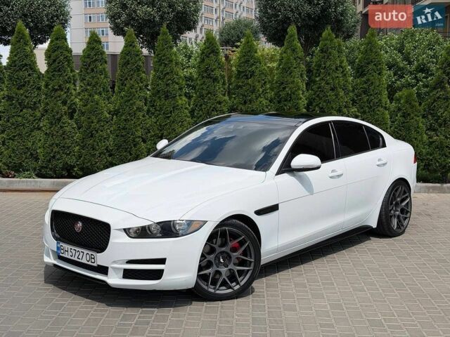 Білий Ягуар XE, об'ємом двигуна 2 л та пробігом 90 тис. км за 13200 $, фото 1 на Automoto.ua