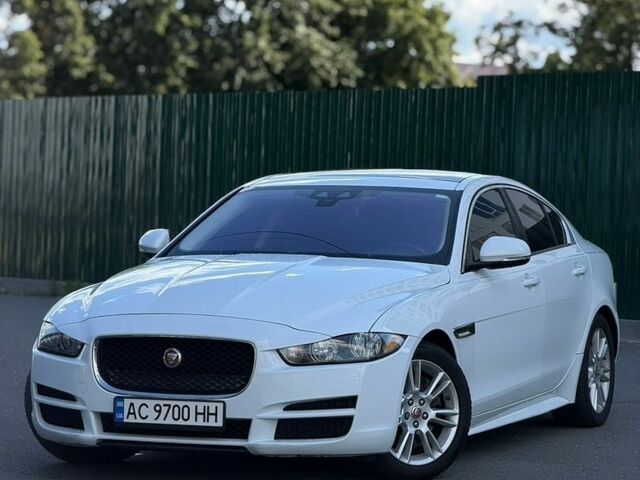 Білий Ягуар XE, об'ємом двигуна 2 л та пробігом 59 тис. км за 12200 $, фото 1 на Automoto.ua