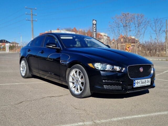 Чорний Ягуар XE, об'ємом двигуна 2 л та пробігом 200 тис. км за 12500 $, фото 1 на Automoto.ua