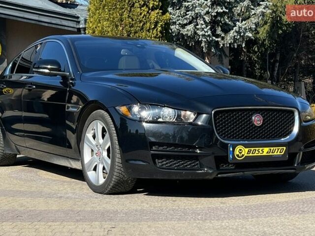 Чорний Ягуар XE, об'ємом двигуна 2 л та пробігом 93 тис. км за 13200 $, фото 1 на Automoto.ua