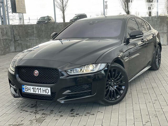 Чорний Ягуар XE, об'ємом двигуна 3 л та пробігом 35 тис. км за 23500 $, фото 1 на Automoto.ua